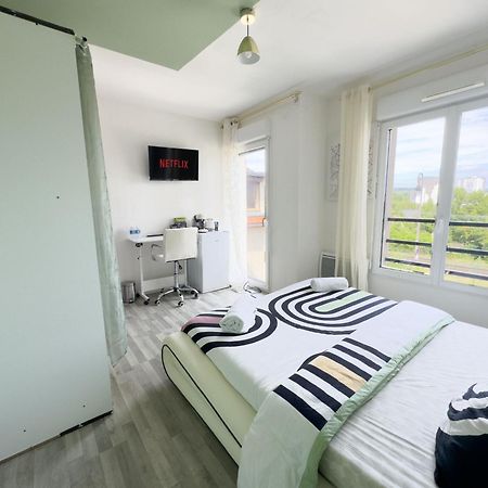 Chambre A Antony Proche De Paris Et A 10 Minutes Aeroport Orly Luaran gambar