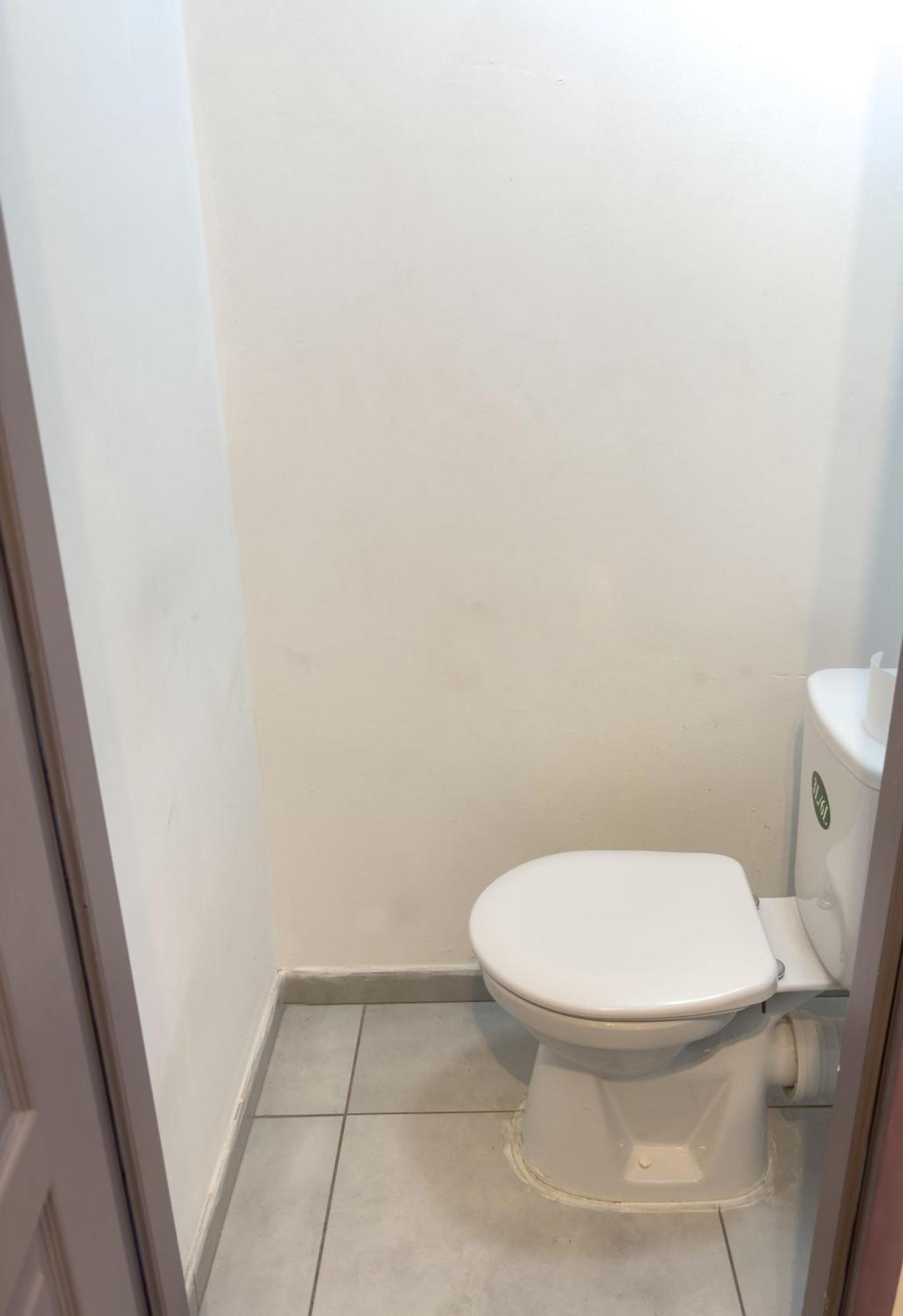 Chambre A Antony Proche De Paris Et A 10 Minutes Aeroport Orly Luaran gambar