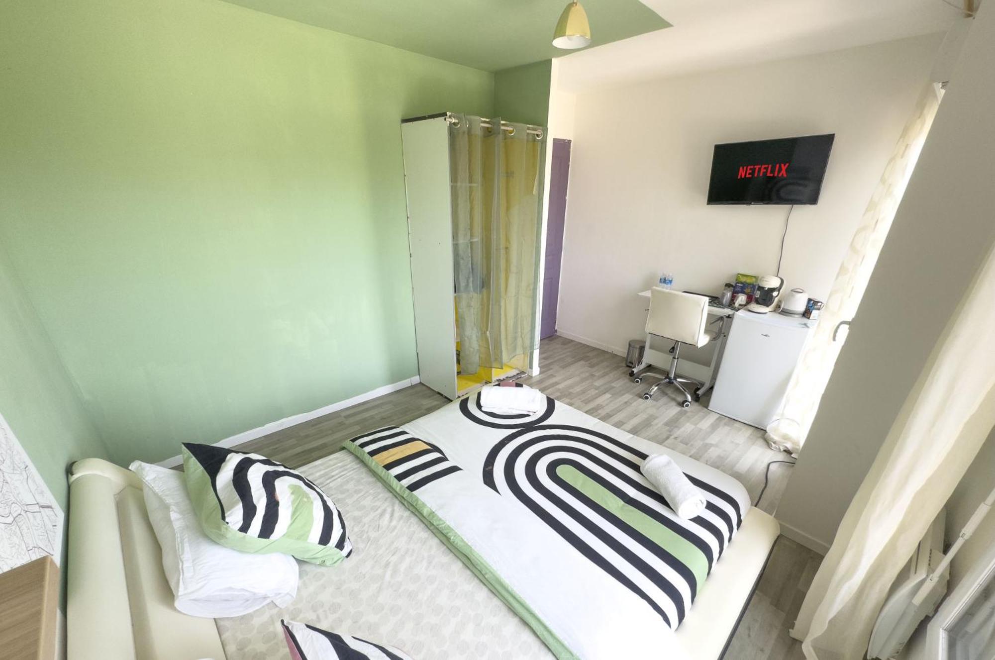 Chambre A Antony Proche De Paris Et A 10 Minutes Aeroport Orly Luaran gambar